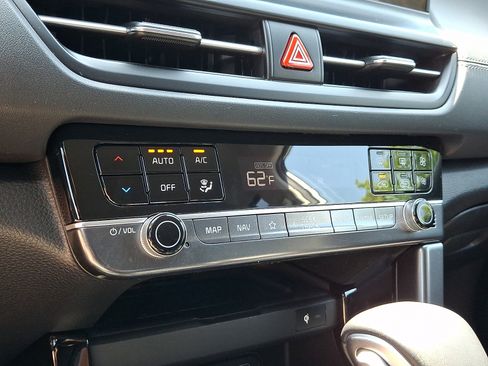 Certified 2024 Kia Seltos SX AWD/4WD image 14