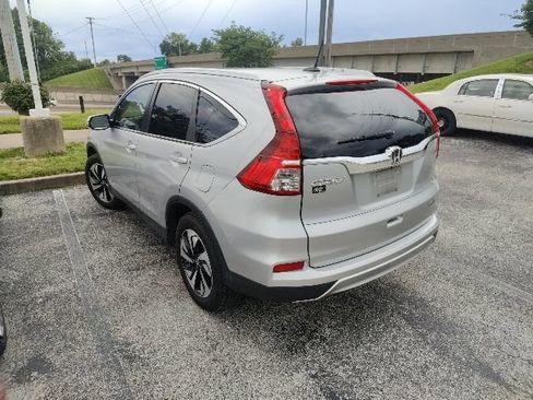 Used 2016 Honda CR-V Touring image 4