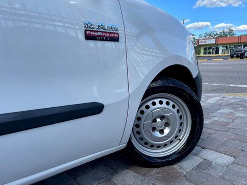 Used 2016 RAM ProMaster City Tradesman image 10