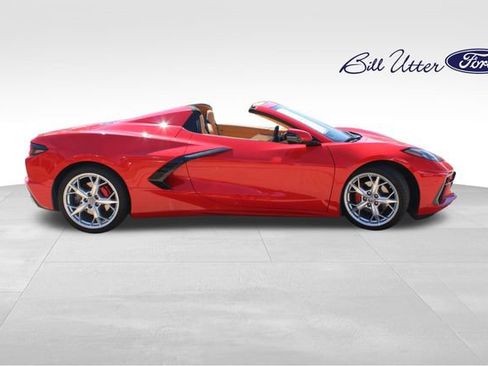 Used 2022 Chevrolet Corvette Stingray Premium Conv w/ Battery Protection Package image 4