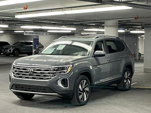 New 2026 Volkswagen Atlas SEL AWD/4WD image 3