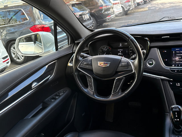 Used 2020 Cadillac XT5 Premium Luxury AWD/4WD image 22