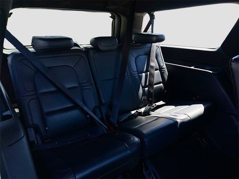 Used 2023 Lincoln Navigator L Reserve image 29