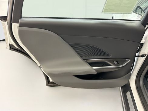 Used 2024 Lucid Air Touring AWD/4WD image 27