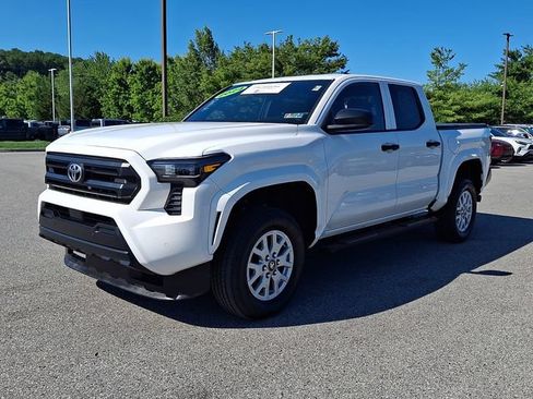 Certified 2024 Toyota Tacoma SR RWD image 3