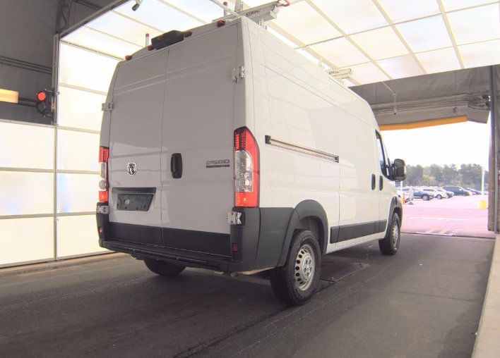 Used 2024 RAM ProMaster 2500 w/ Convenience Group FWD image 4