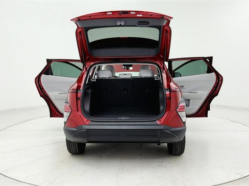 Used 2024 Hyundai Kona SEL image 29