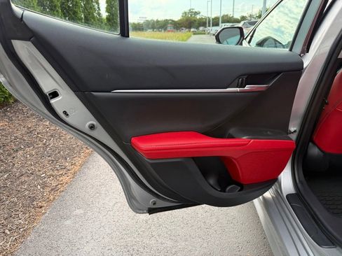 Used 2022 Toyota Camry XSE FWD image 33