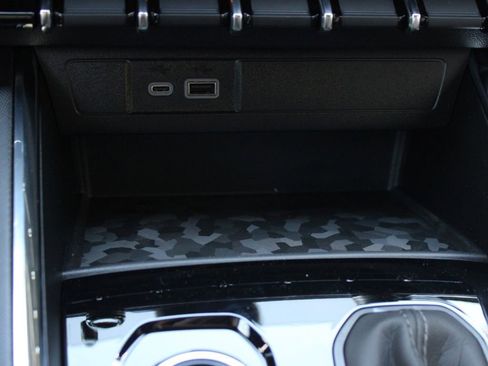 New 2025 GMC Canyon Elevation w/ Convenience Package image 26