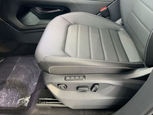 New 2026 Volkswagen Atlas SEL image 14