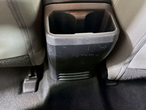 Used 2020 Toyota Tacoma SR image 28