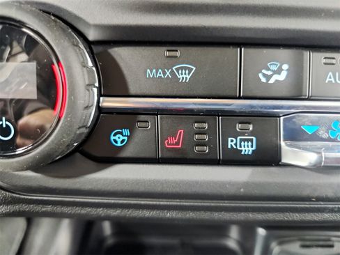 New 2025 Ford Bronco Badlands image 33