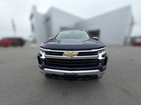 Used 2022 Chevrolet Silverado 1500 LT w/ Z71 Off-Road Package AWD/4WD image 19