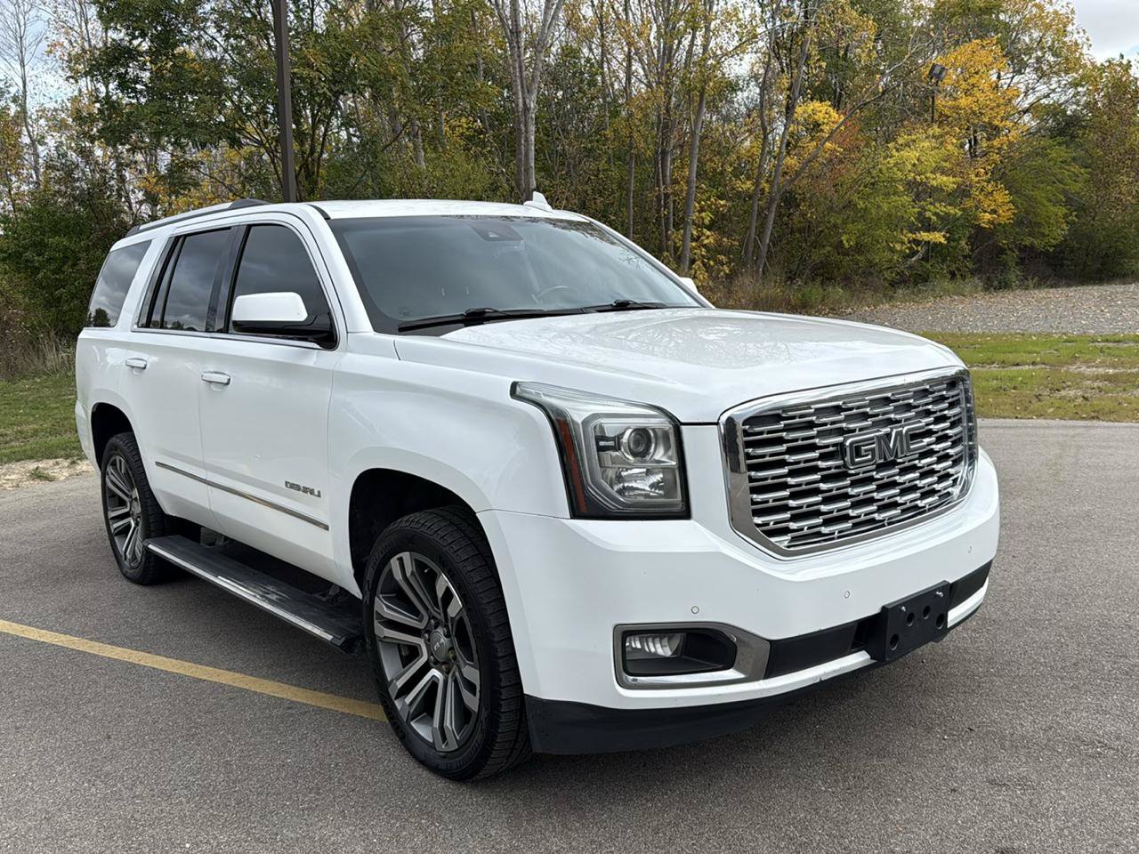 Used 2019 GMC Yukon Denali w/ Denali Ultimate Package AWD/4WD image 3