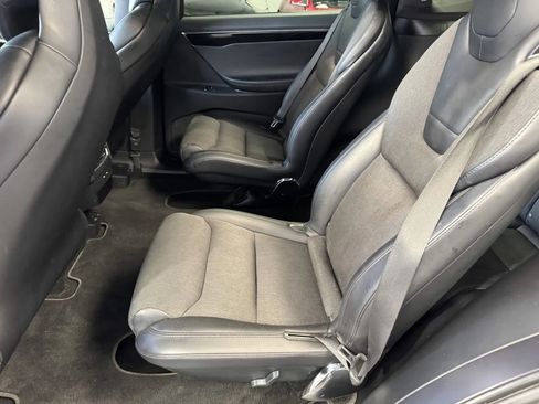 Used 2017 Tesla Model X AWD/4WD image 9