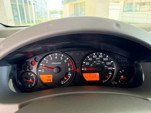Used 2012 Nissan Frontier SV w/ SV Premium Utility Pkg AWD/4WD image 37