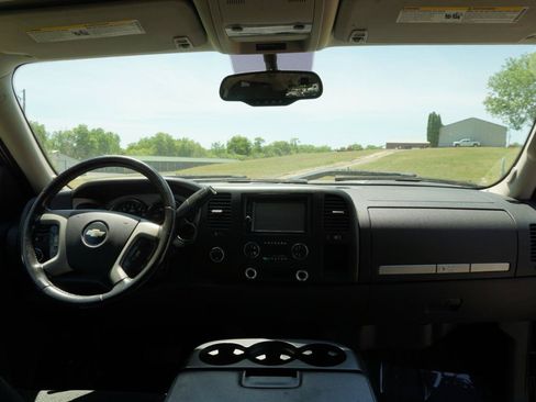 Used 2008 Chevrolet Silverado 1500 LT w/ Power Pack Plus AWD/4WD image 10