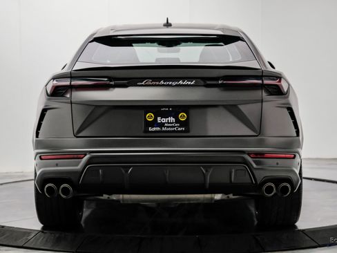 Used 2022 Lamborghini Urus AWD/4WD image 15