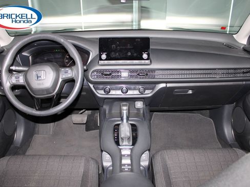 Certified 2024 Honda HR-V LX image 15