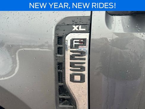 New 2026 Ford F250 XL w/ XL Chrome Package image 10