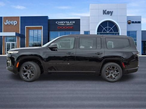 New 2026 Jeep Grand Wagoneer Limited w/ Premium Group II AWD/4WD image 3