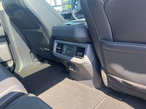New 2026 Ford F250 Lariat w/ Lariat Ultimate Package image 23