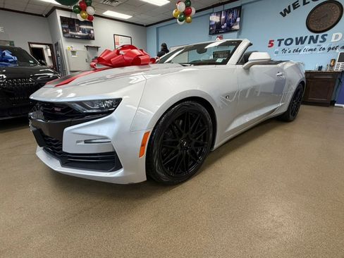 Used 2019 Chevrolet Camaro SS image 6