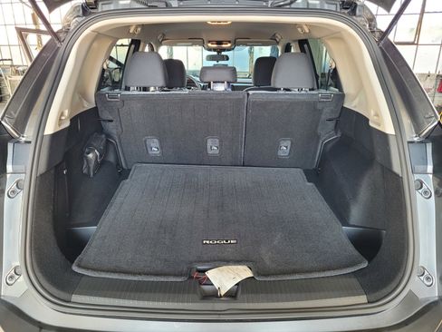 Certified 2023 Nissan Rogue SV image 19