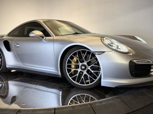 Used 2014 Porsche 911 Turbo AWD/4WD image 18