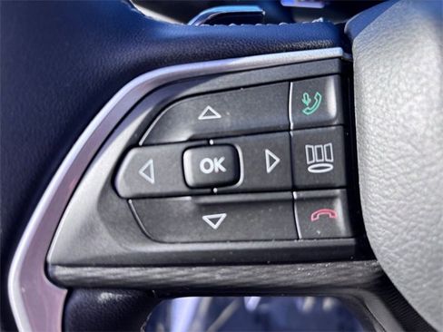 Certified 2023 Jeep Grand Cherokee L Laredo image 17