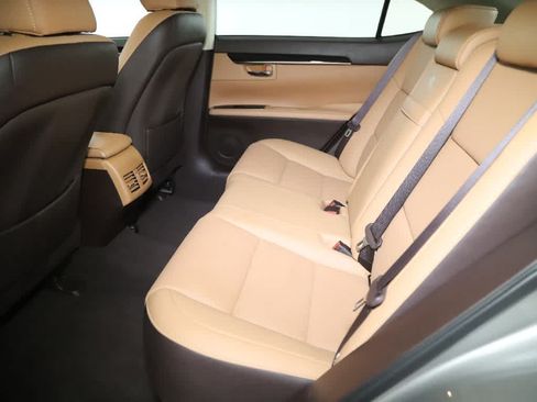 Used 2018 Lexus ES 350 w/ Premier Package FWD image 14