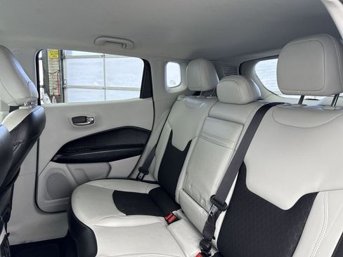 Used 2019 Jeep Compass Latitude w/ Popular Equipment Group image 28