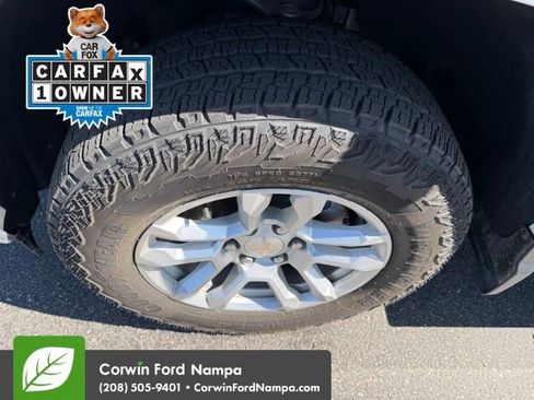 Used 2024 Chevrolet Silverado 1500 LT AWD/4WD image 9