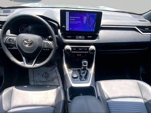 Used 2023 Toyota RAV4 XSE AWD/4WD image 7