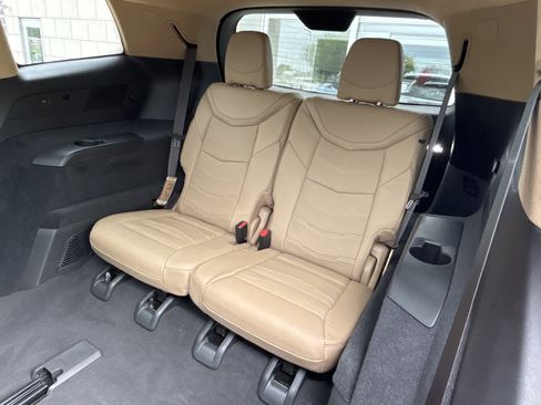 Used 2024 Cadillac XT6 Premium Luxury w/ Platinum Package image 32