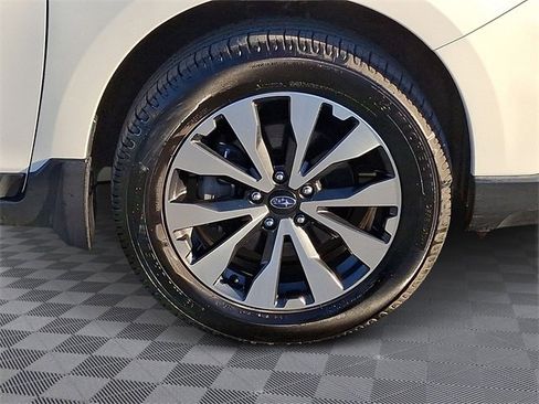 Used 2017 Subaru Outback 3.6R Limited image 8