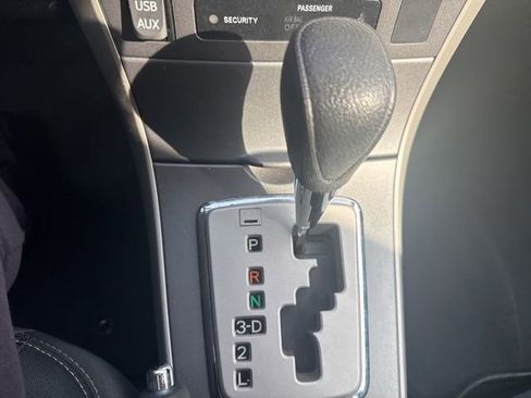 Used 2012 Toyota Corolla S image 19