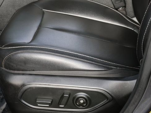 Used 2024 Jeep Grand Cherokee Limited 4xe image 14