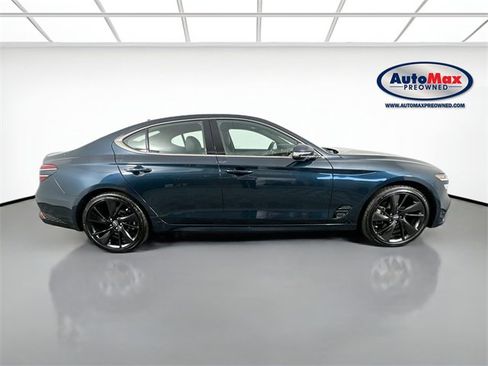 Used 2023 Genesis G70 2.0T w/ Sport Prestige Package image 10