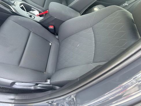 Used 2026 Toyota Corolla LE FWD image 11