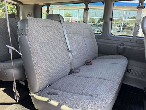 Used 2025 Chevrolet Express 3500 LT w/ LT Preferred Equipment Group RWD image 12