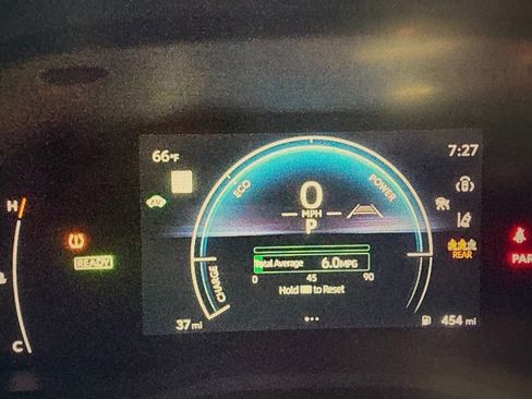 Used 2026 Toyota Camry SE w/ Multimedia Upgrade Package image 5