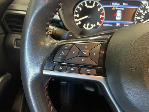 Certified 2023 Nissan Altima 2.5 SR FWD image 12