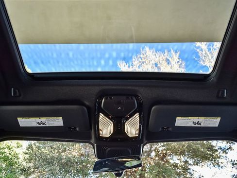 Used 2022 BMW X5 xDrive45e w/ M Sport Package image 15