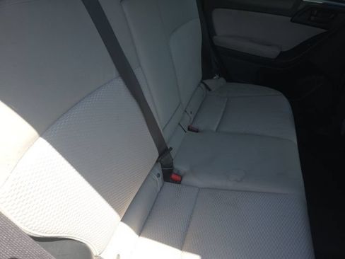 Used 2014 Subaru Forester 2.5i Premium w/ Popular Package #2 AWD/4WD image 11