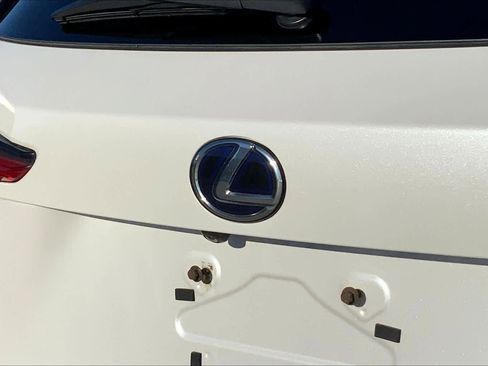 Used 2019 Lexus NX 300h AWD image 9