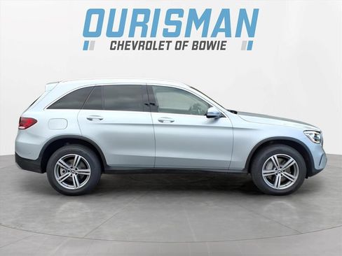 Used 2022 Mercedes-Benz GLC 300 image 2