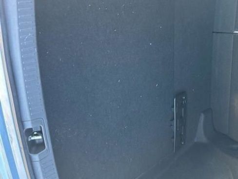 Used 2023 Toyota Corolla LE image 28