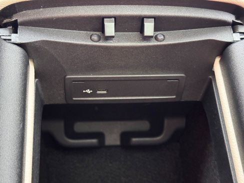 Used 2020 Mercedes-Benz GLS 580 4MATIC image 41