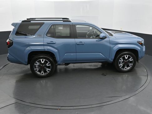 Used 2025 Toyota 4Runner TRD Sport Premium AWD/4WD image 32